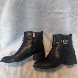 Tommy Hilfiger Shyenne Ankle Boot size 10